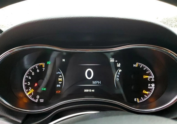Jeep Grand Cherokee cena 60000 przebieg: 30615, rok produkcji 2019 z Łask małe 67